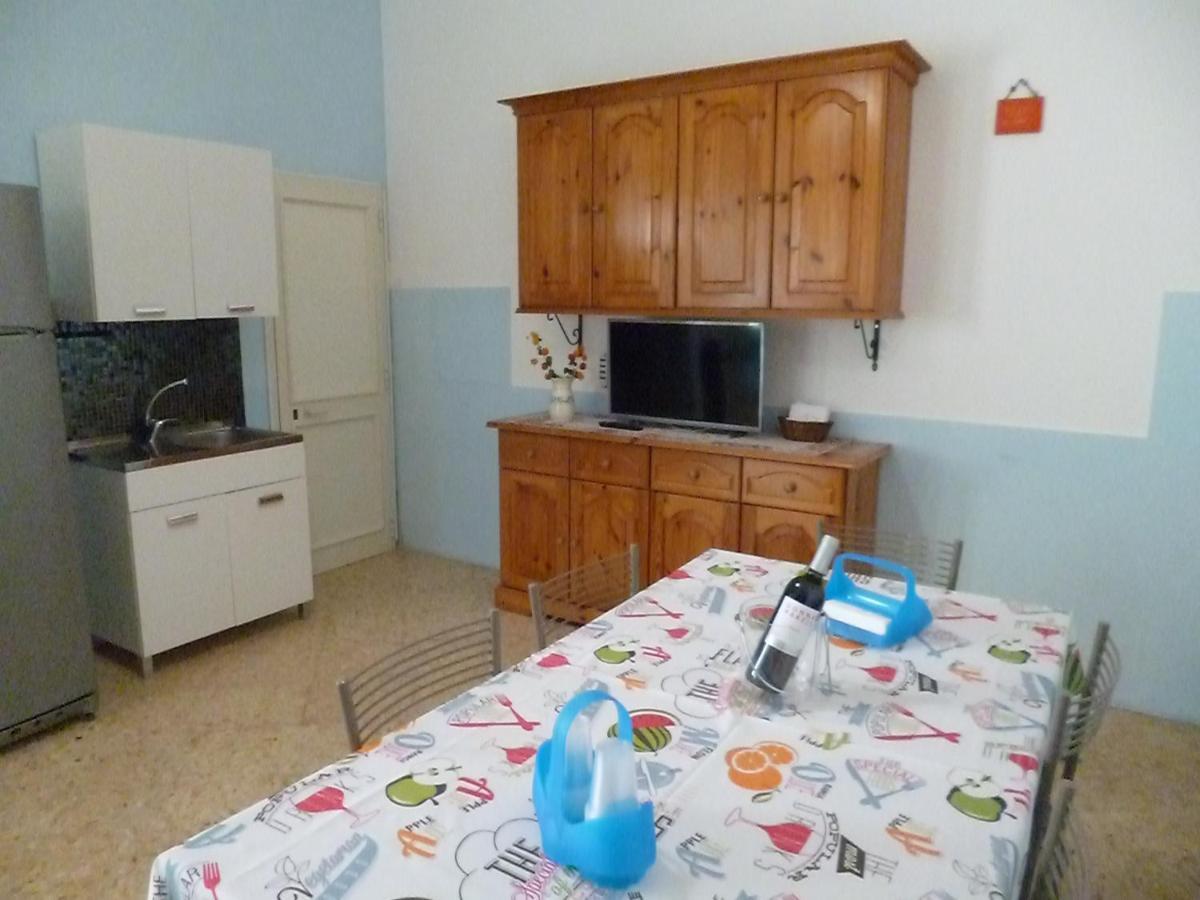 Casa A 30 M Dal Mare Villa Сант'Изидоро Екстериор снимка