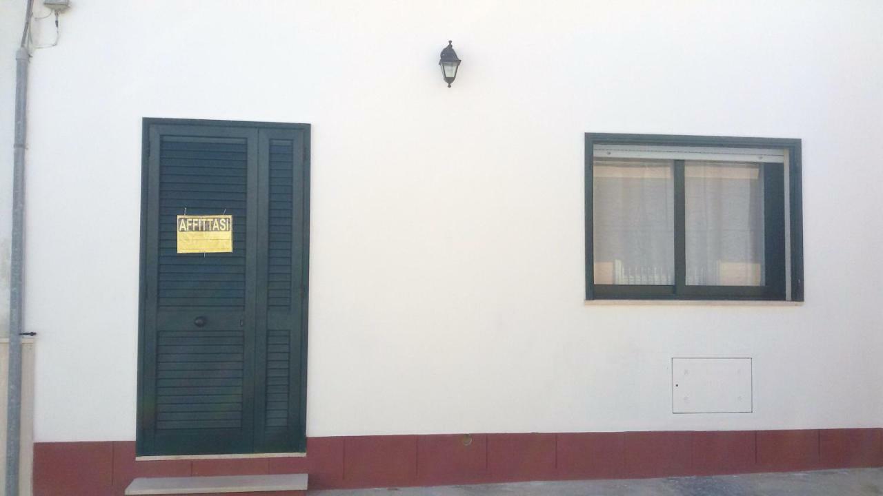 Casa A 30 M Dal Mare Villa Сант'Изидоро Екстериор снимка